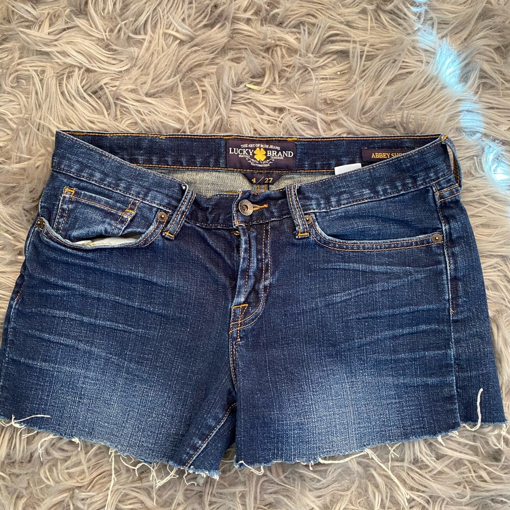 Luckys shorts